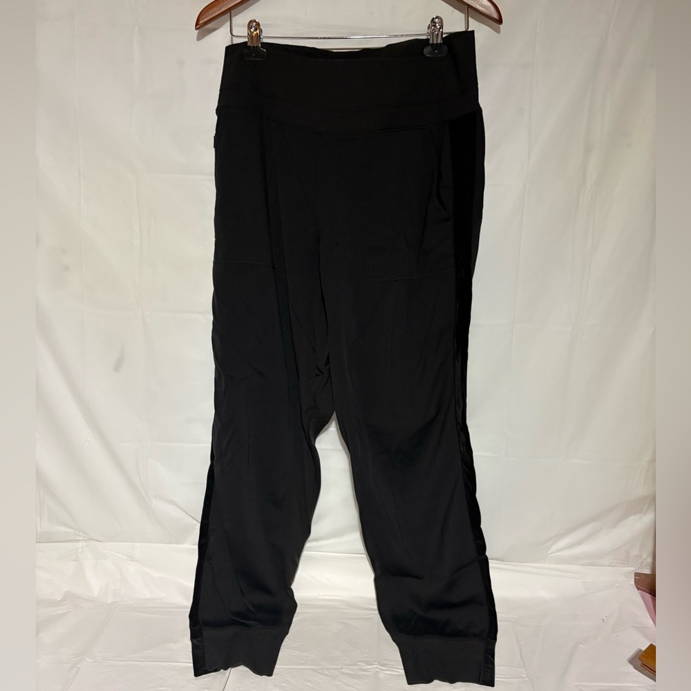 Athleta Venice Velvet Stripe Jogger Size medium tall black
